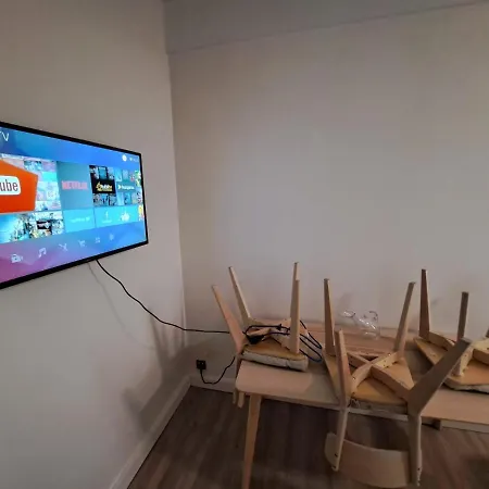 Studio Elis Verdieping 5a Отель Антверпен